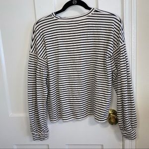 Horizontal stripes balloon long sleeve knit